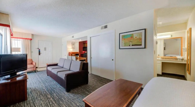 Студия Residence Inn Raleigh Midtown