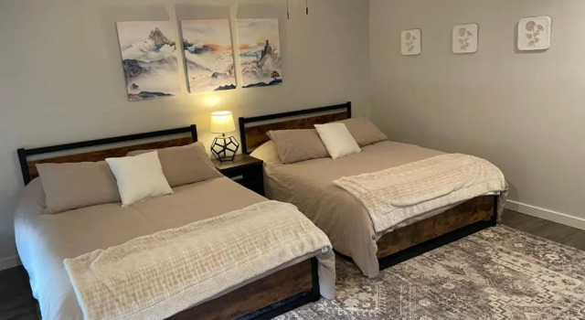 Номер Deluxe Alaska Lake + Lodge at Longmere