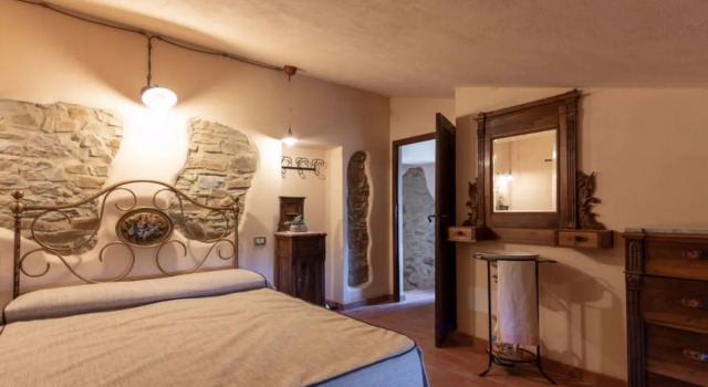 House Bandiera Cinigiano, Book Hotel Cinigiano 