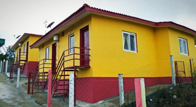 Коттедж The Bowers Chalet Private Campfire & Lawn BBQ, WIFI, Breakfast Hill Top 360 degree view