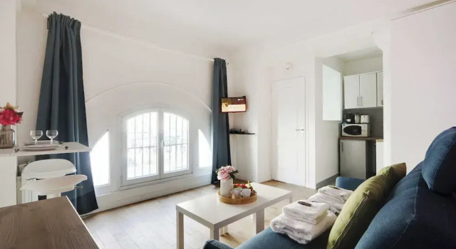 Atypical Bright Studio - 2P - Gare du Nord, Забронировать Апарт-отель Апарт-отели Парижа, рядом с Северный вокзал, Апарт-отель