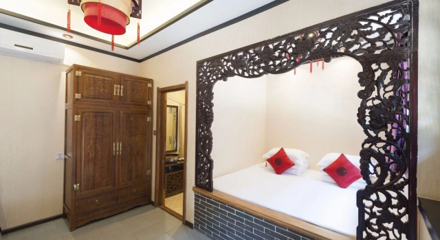 Pingyao Zhizhonghe Grand Hotel, Забронировать Отель Отели Пинъяо с парковкой, рядом с Ji's Old Residence, Парковка