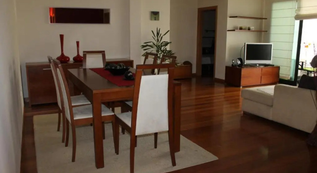 Cozy and Bright Apartment