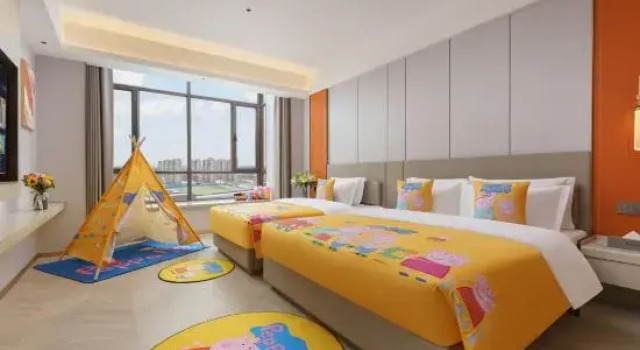 Qiangsheng Grand Hotel, Prenota Hotel Hotel a Xinjiang con parcheggio, Parcheggio