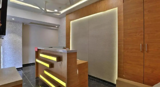 Hotel Acme by Sky Stays, Rezerwuj Hotel Sātej Gujarat