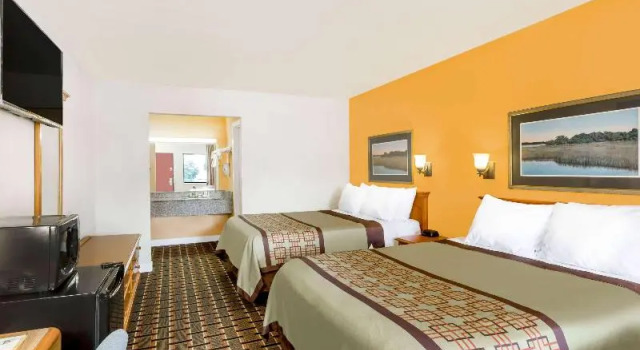 Номер Standard Days Inn by Wyndham Little River