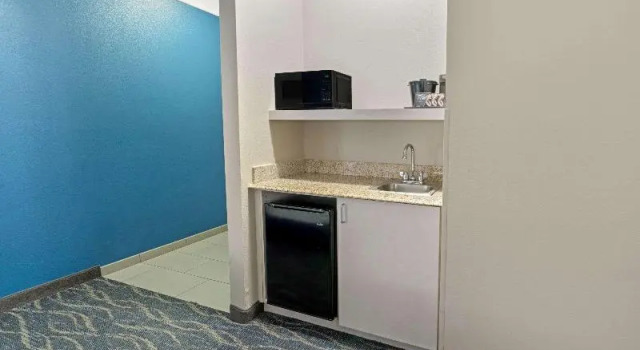 Номер семейный La Quinta by Wyndham Phoenix I-10 West