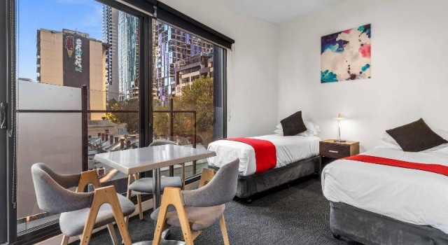 Четырёхместный номер Standard Comfort Apartments on Elizabeth