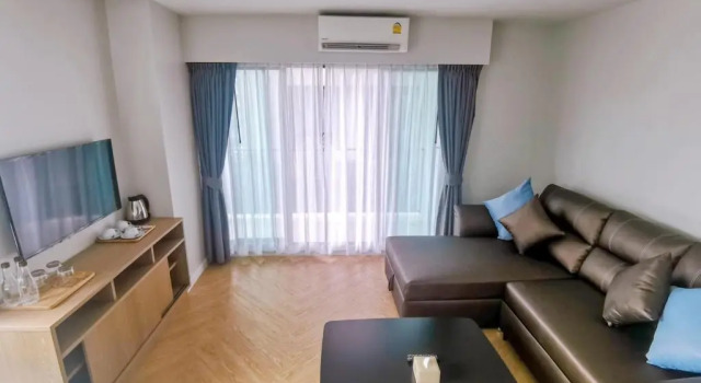 Люкс Rico Hotel Ratchadapisek 32
