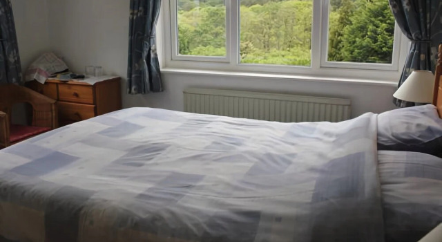 Pleasant Valley House, Book Hotel Wiseman's Bridge Glamorgan