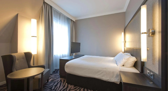 Двухместный номер Doubletree by Hilton Edinburgh City Centre