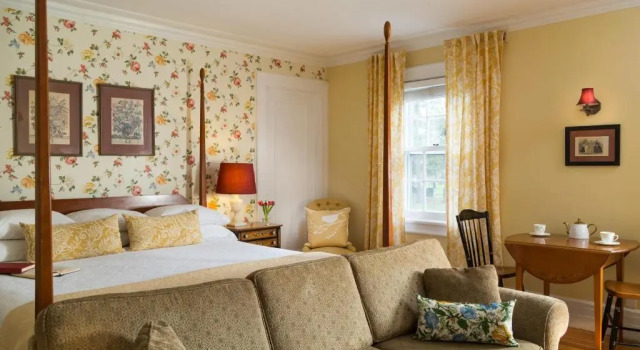 Номер Standard Four Chimneys Inn