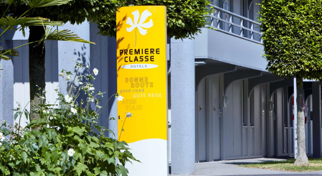 Premiere Classe Angouleme Sud-La Couronne, Prenota Hotel Hotel a Charente con piscina, Piscina