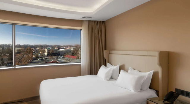 Familie Suite 2 Schlafzimmer Mövenpick Samarkand