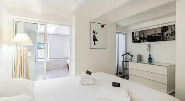 Beautiful Air-conditioned Apt 2br/8p - Cannes, Забронировать Апартаменты/квартира Отели Канн с парковкой, рядом с Le Croisette Casino Barriere de Cannes, Парковка