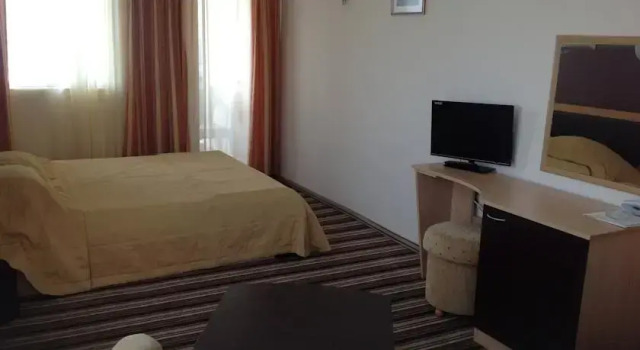 Hotel Capri, Забронировать Отель Отели области Бургас с бассейном, Бассейн