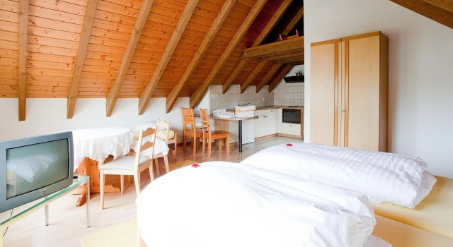 Freihof Embrach, Varaa Hotelli Embrach Zürich