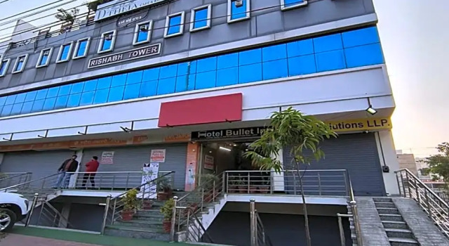 Hotel Bullet Inn @ Jaipur, Забронировать Отель Джайпур Jaipur Region, рядом с Rajasthan University of Health Sciences