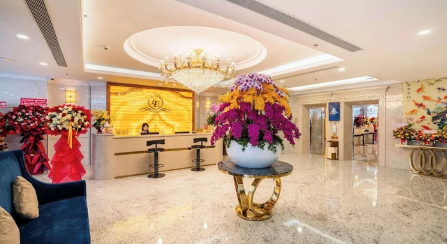 Le Saigon Grand Hotel, Забронировать Отель Хошимин провинция Хошимин, рядом с CGV Cinema CT Plaza