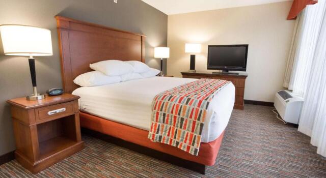 Люкс Drury Inn & Suites Joplin