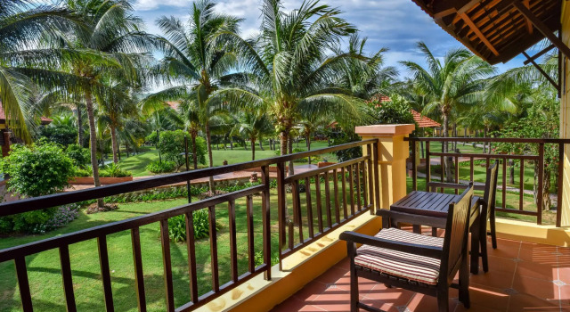 Четырёхместный люкс Executive Pandanus Resort - Complimentary Minibar
