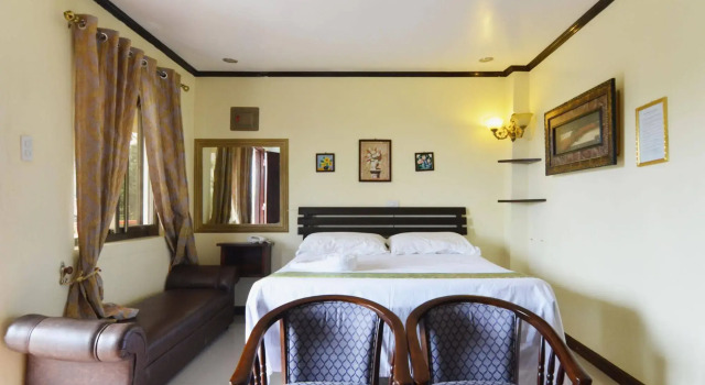 CittaVivere Suites, Забронировать Отель Тагайтай Лусон