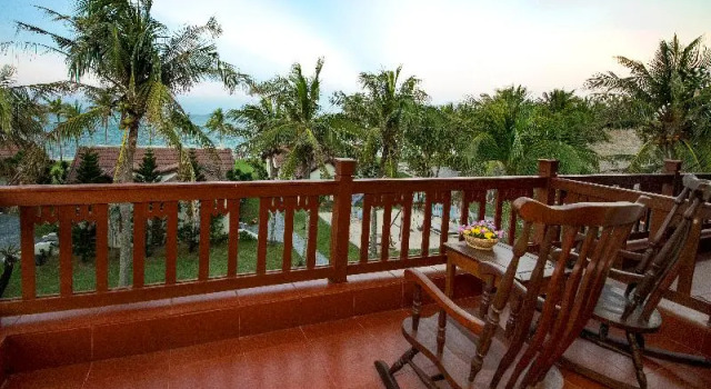 Двухместный номер Standard c 1 комнатой с балконом и с видом на море Palm Garden Beach Resort & Spa