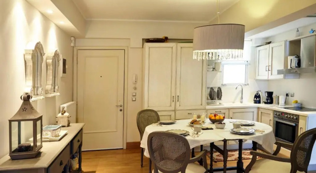 Апартаменты Deluxe Unique Apartment in the Heart of the City