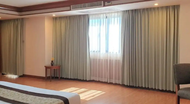 Апартаменты с 3 комнатами с балконом United Tower Thonglor by Aspira