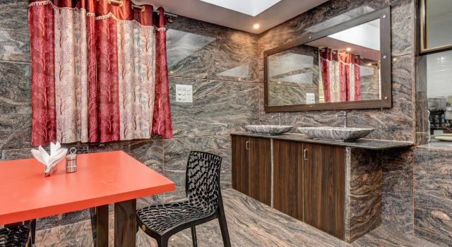 J J Global Residency by OYO Rooms, Забронировать Отель Отели штата Карнатаки 3 звезды, 3*