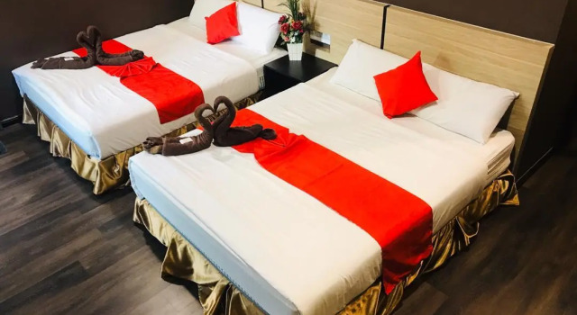 Семейный люкс Highway Times Inn Hotel