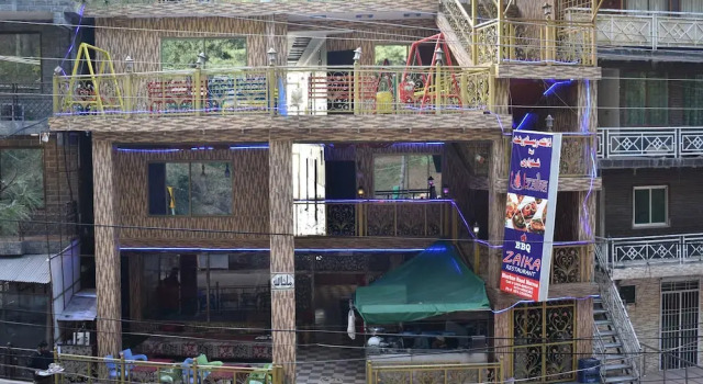 Rose Guest House, Rezerwuj Pensjonat Hotele w Punjab Region z parkingiem, Parking