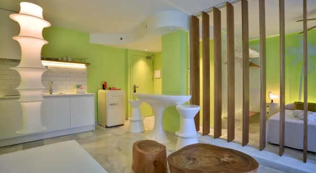 Полулюкс Tropicana Ibiza Suites