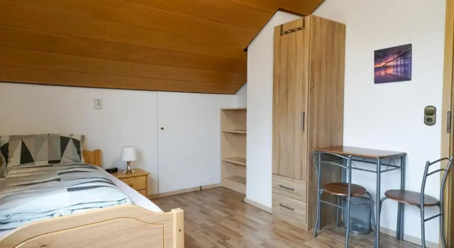 Апартаменты Monteurzimmer Hochsal