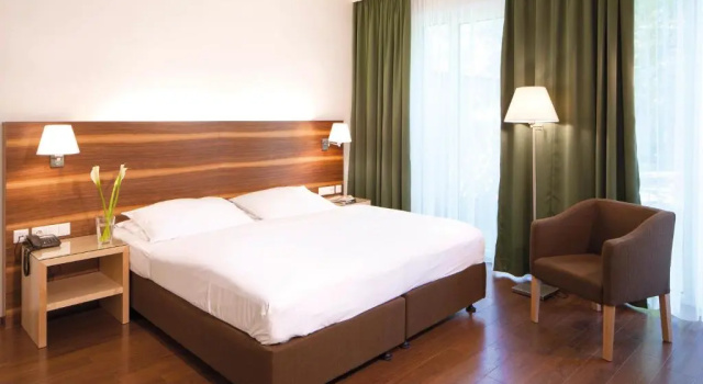 Двухместный номер Classic Отель Four Points Flex by Sheraton Vienna Hauptbahnhof