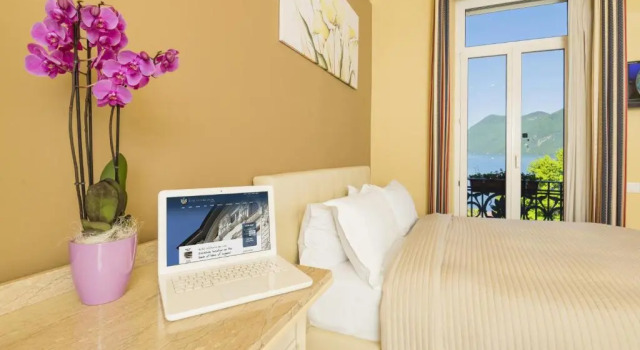 Номер Standard с видом на озеро Hotel Victoria