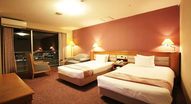 Двухместный номер Standard с балконом Sendai Hills Hotel
