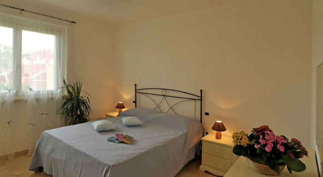 Comfy Apartment With a Terrace, 800m. From the sea, Boek Appartement Scarlino Toscane