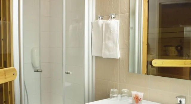 Двухместный номер Superior с балконом Lapland Hotels Riekonlinna