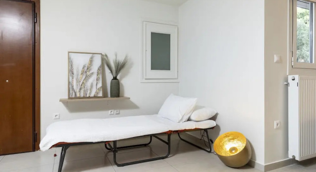 Mystique One Bedroom Apartment by BluPine