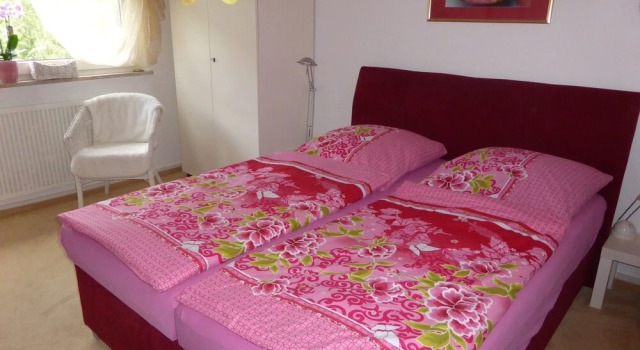 Ferienwohnung Renker, Забронировать Отель Ланштайн 