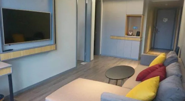 Люкс Business Homeinn Selected Hotel (Nantong Renmin Middle Road Dongjing International)