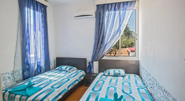 Ayia Napa Holiday Villa Ch, Забронировать Вилла Отели Айия-Напа с бассейном, рядом с Пляж Луккос Ту Манди, Бассейн