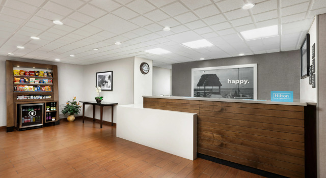 Hampton Inn Naples-Central, Забронировать Отель Нейплс Southwest Florida, рядом с Otter Creek Golf Course