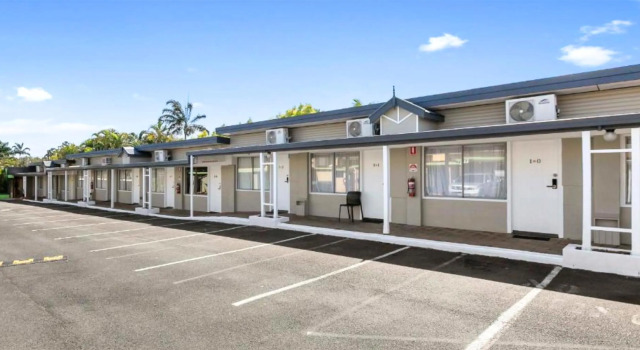 Arkana Motel, Boek Motel Maryborough 