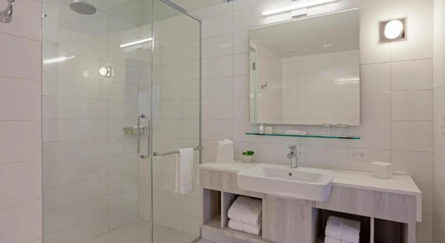 Четырёхместный номер Deluxe Palacio Provincial San Juan, Adults only, Curio Collection by Hilton