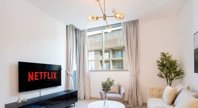 Lux  The Executive Sobha Suite 3