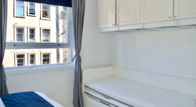 Extremely Central And Spacious Flat, Забронировать Апартаменты/квартира Апартаменты Эдинбурга, рядом с The City of Edinburgh Council, Апартаменты/квартира