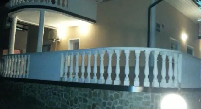 Apartmaji in sobe Kocjančič, Book Hotel Hotels in Podčetrtek with a Pool, Swimming Pool