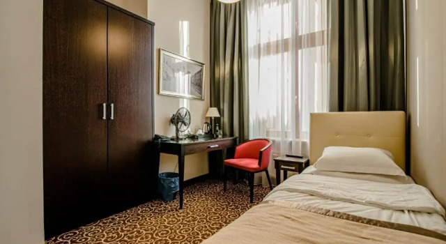 Одноместный номер Standard Hotel Dyplomat